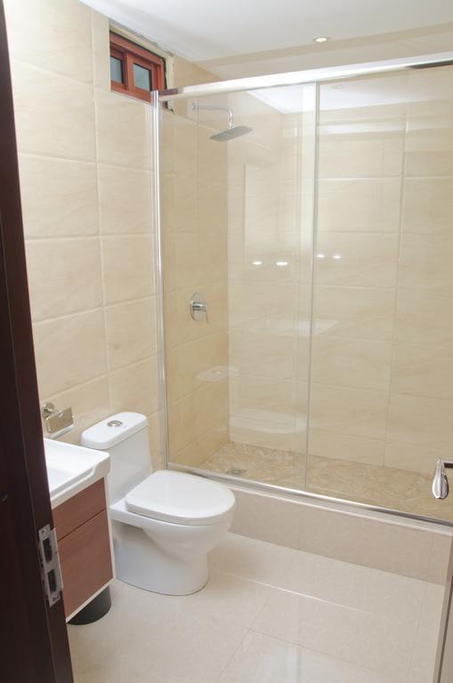Grand Diamond Hotel Trinidad Piarco Екстериор снимка