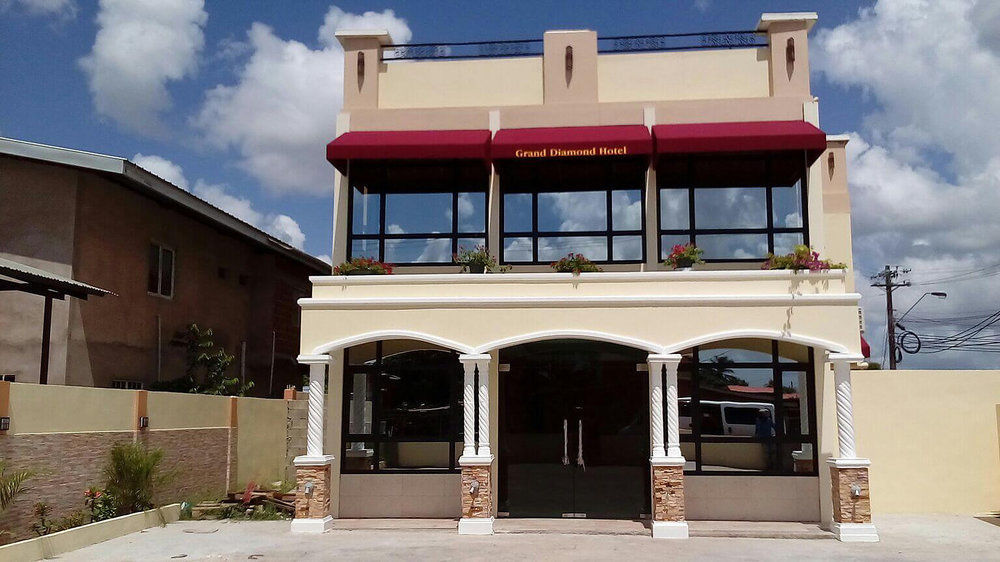 Grand Diamond Hotel Trinidad Piarco Екстериор снимка
