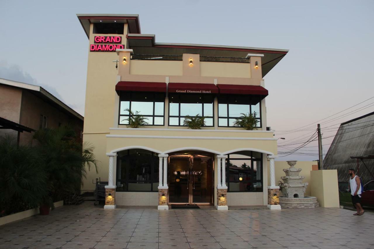 Grand Diamond Hotel Trinidad Piarco Екстериор снимка